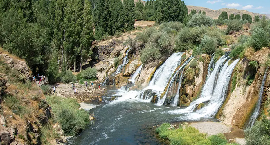 بهترین زمان سفر به وان ترکیه