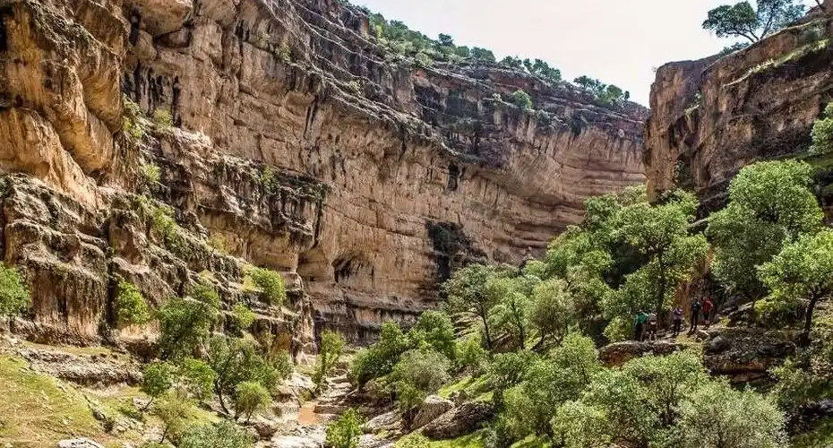 بهترین زمان سفر به تنگه شیرز لرستان