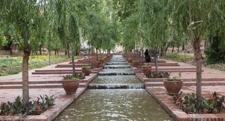 بهترین زمان سفر به محلات